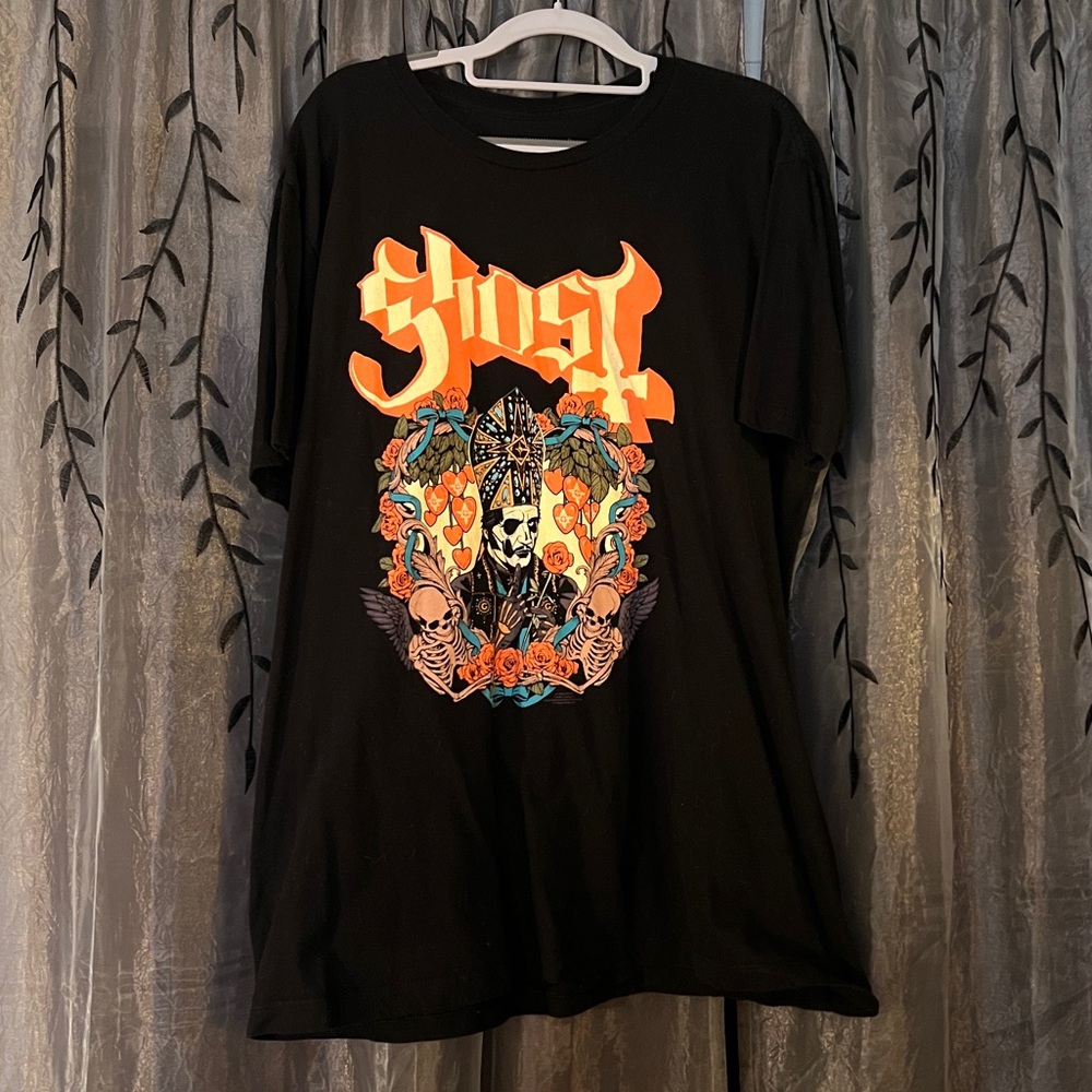 Ghost BC Band Tee Papa IV Valentine’s Day XL 💕